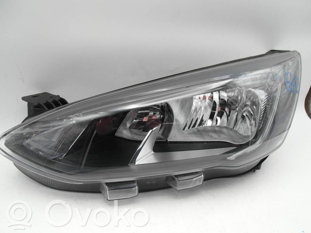 Headlight/headlamp   JX7B13W030CE