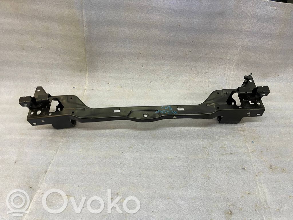 Volvo XC40 Radiatoru panelis 