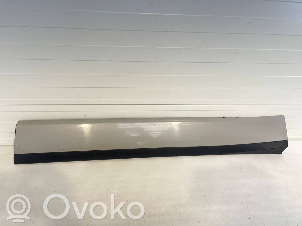 Jaguar E-Pace Etuoven lista (muoto) 