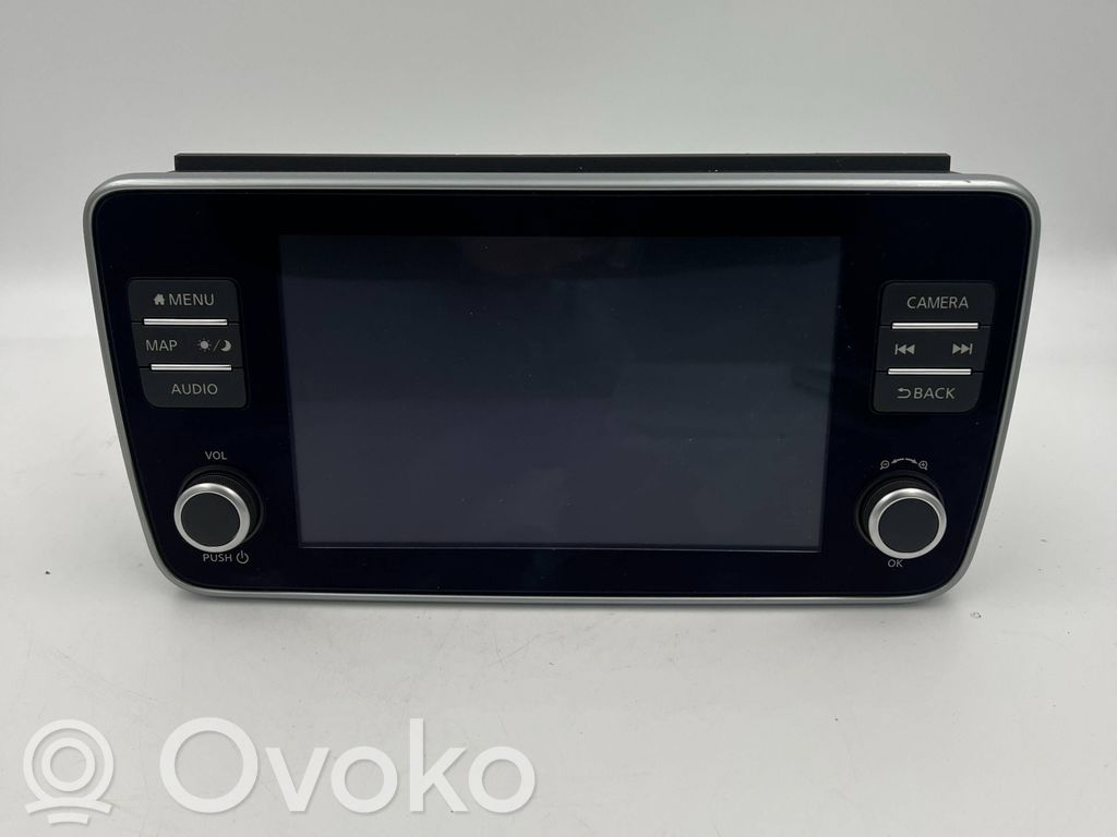 Nissan Leaf II (ZE1) Panel / Radioodtwarzacz CD/DVD/GPS 