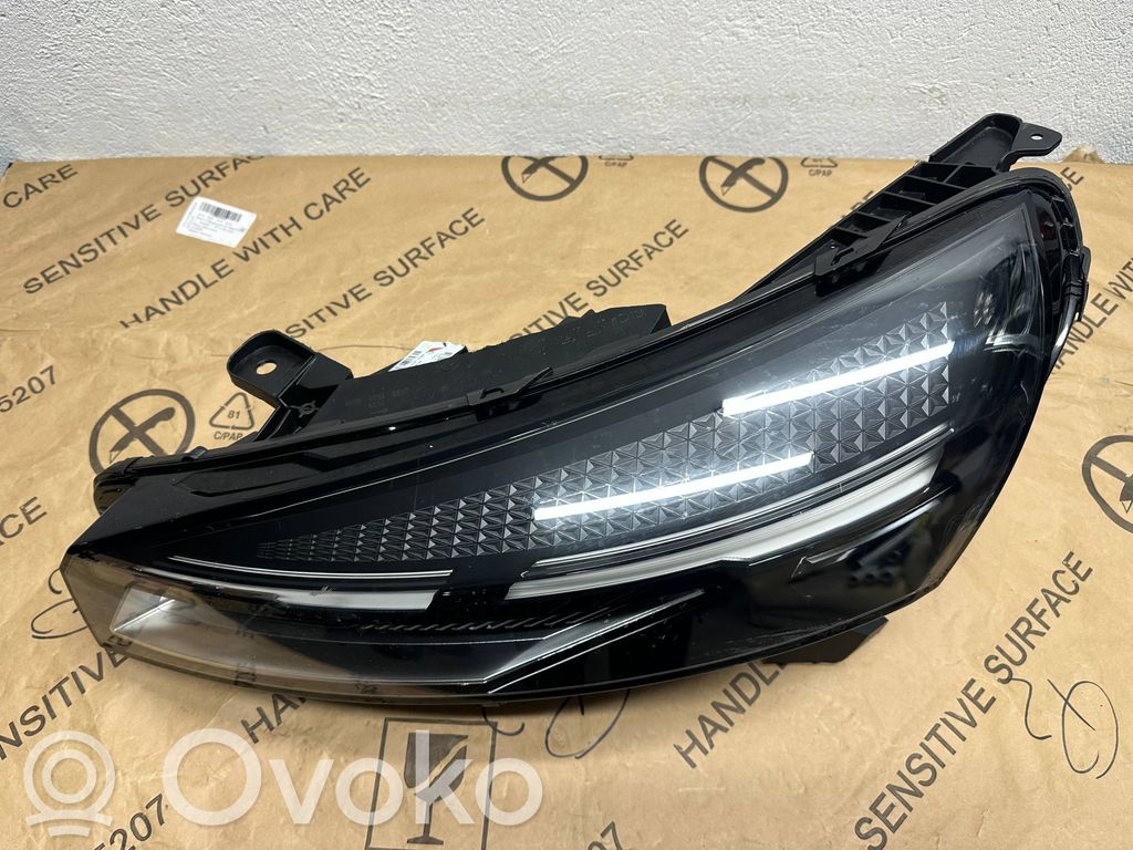 Renault Clio V Lampa przednia 