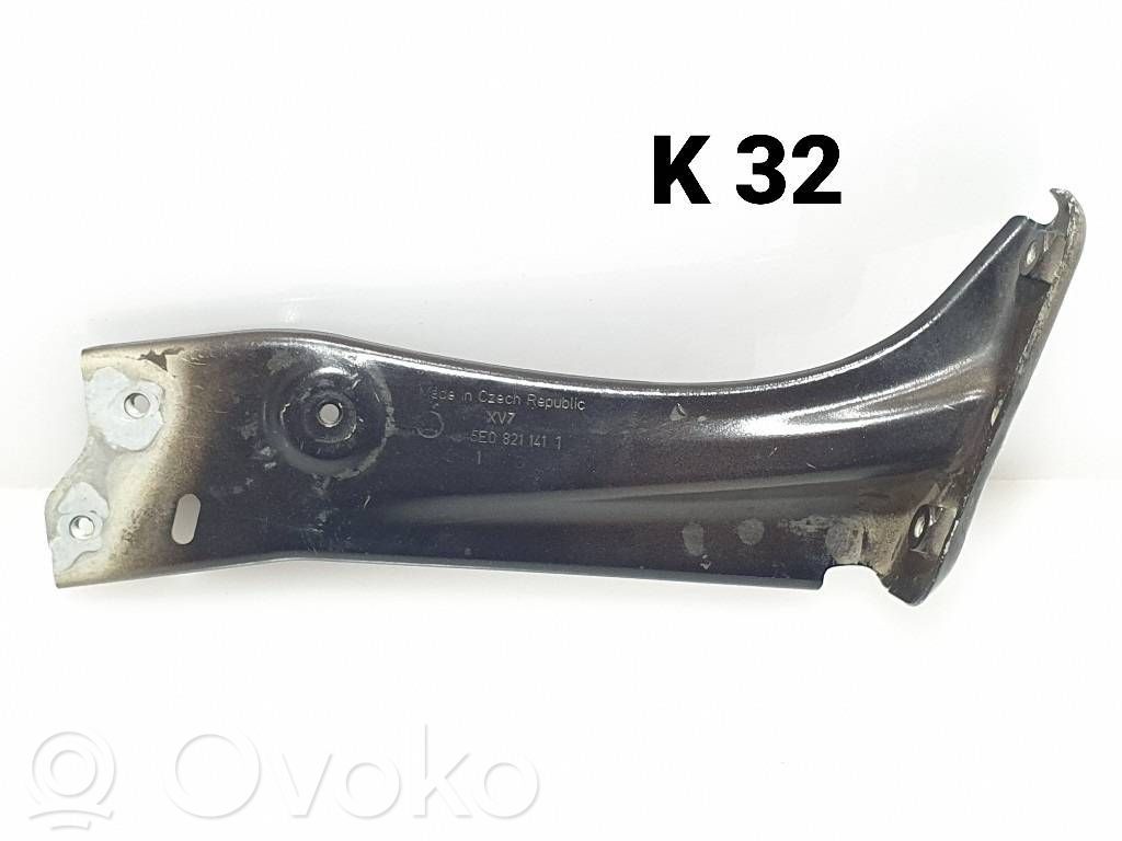 Skoda Octavia Mk3 (5E) Soporte de montaje del guardabarros 