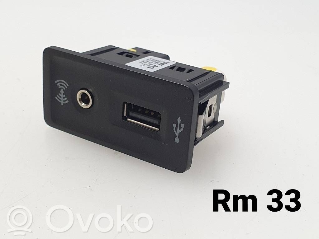 Volkswagen Golf VII Enchufe conector USB 