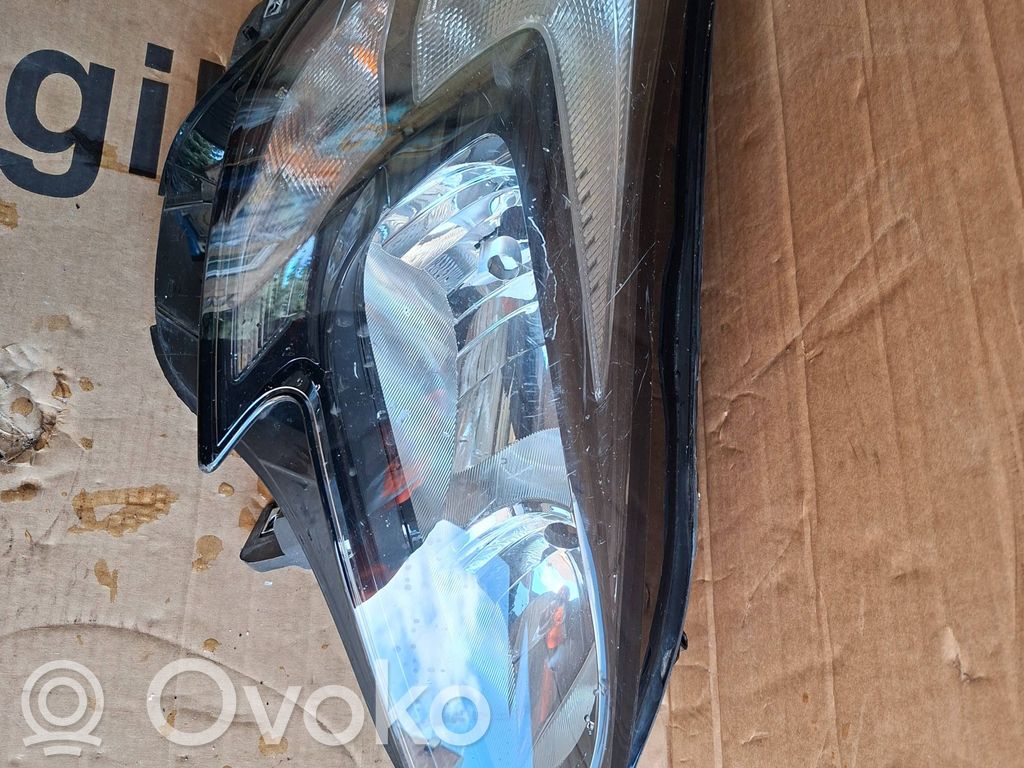 Opel Corsa E Headlight/headlamp 