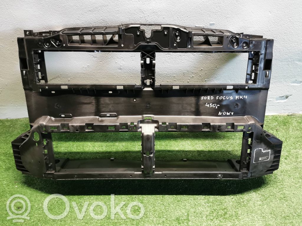 Ford Focus Jäähdyttimen kehyksen suojapaneeli 