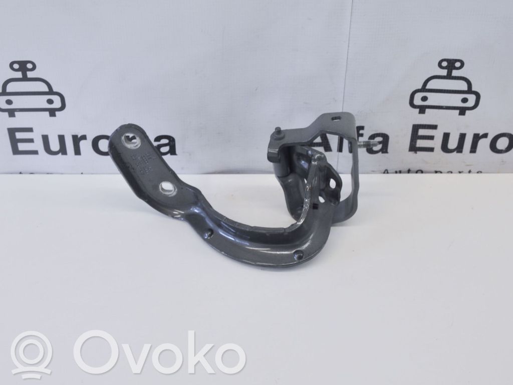 Audi Q7 4M Tailgate/trunk/boot hinge 