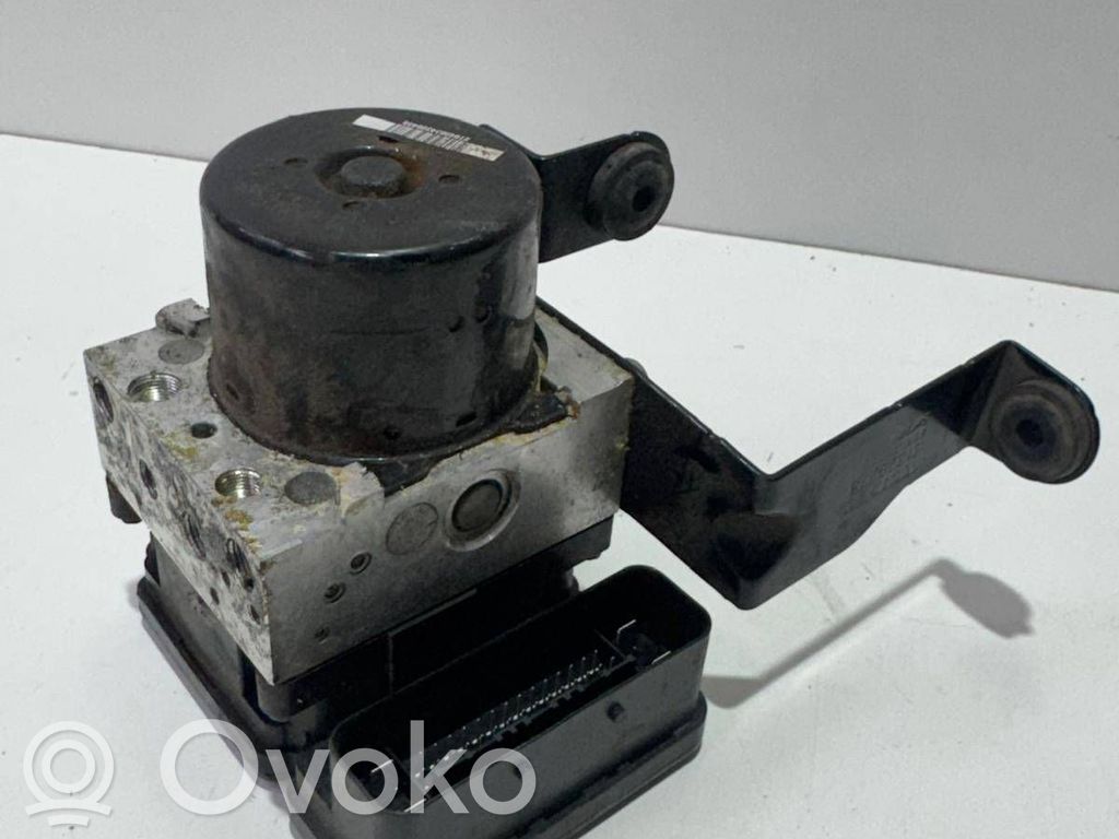 Volvo V40 ABS Blokas 
