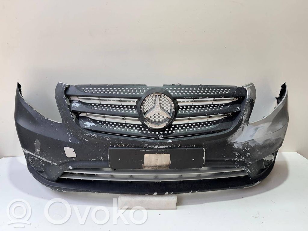 Mercedes-Benz V Class W447 Zderzak przedni 