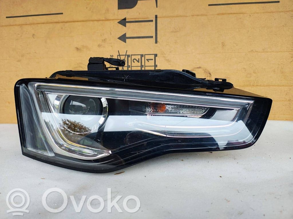 Audi A5 Headlight/headlamp 