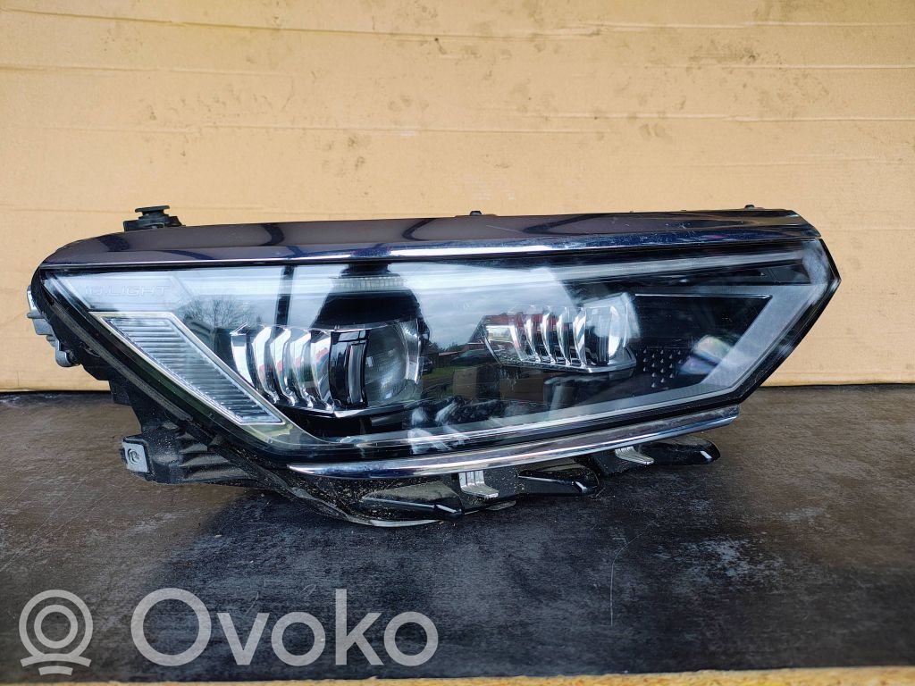 Volkswagen PASSAT B8 Far 