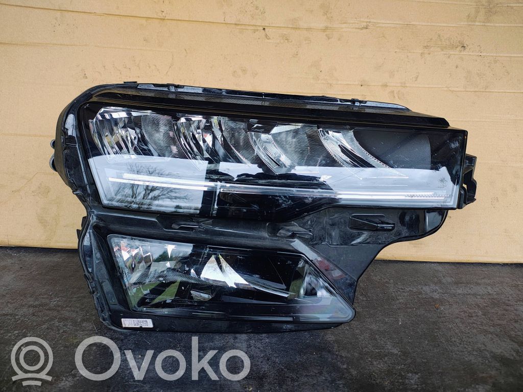 Skoda Kamiq Lampa przednia 