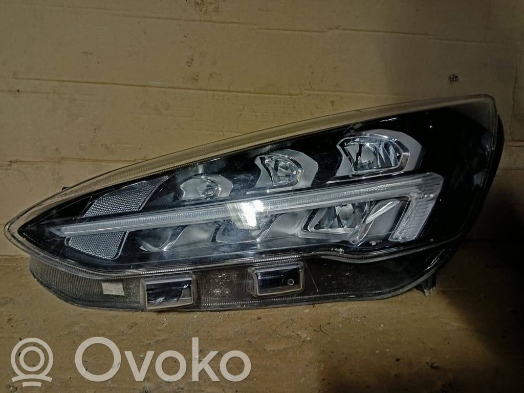 Ford Focus Headlight/headlamp 