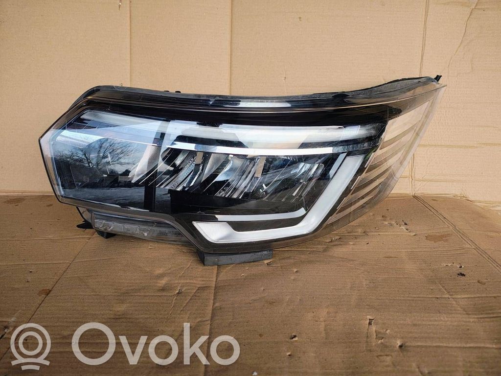Renault Trafic III (X82) Scheinwerfer 