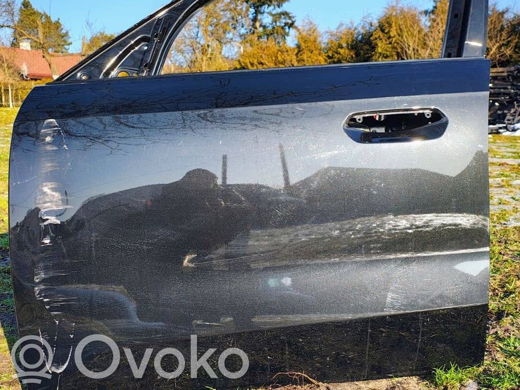 BMW X1 U11 Priekinės durys 