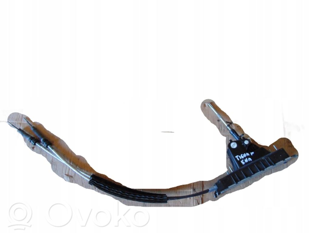 Volkswagen Tiguan Lewarek zmiany biegów / górny 