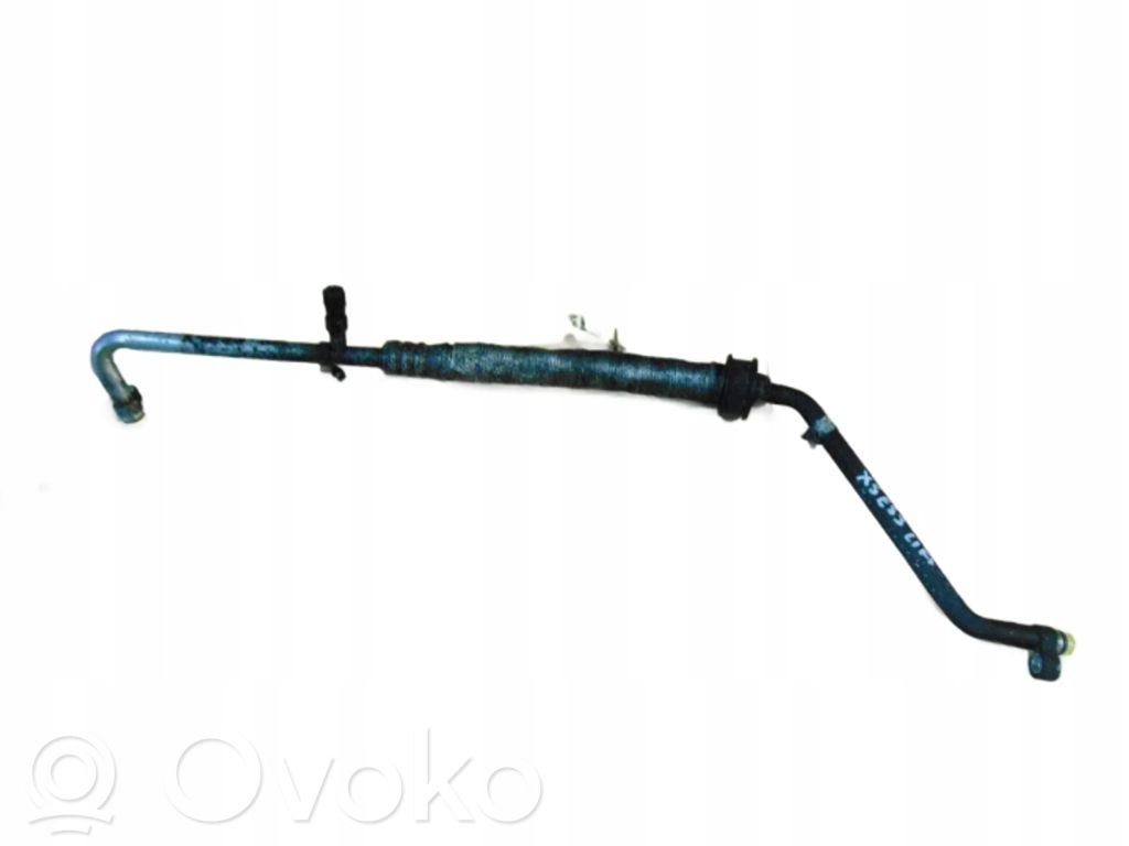 BMW X5 E53 Ilmastointilaitteen putki (A/C) 