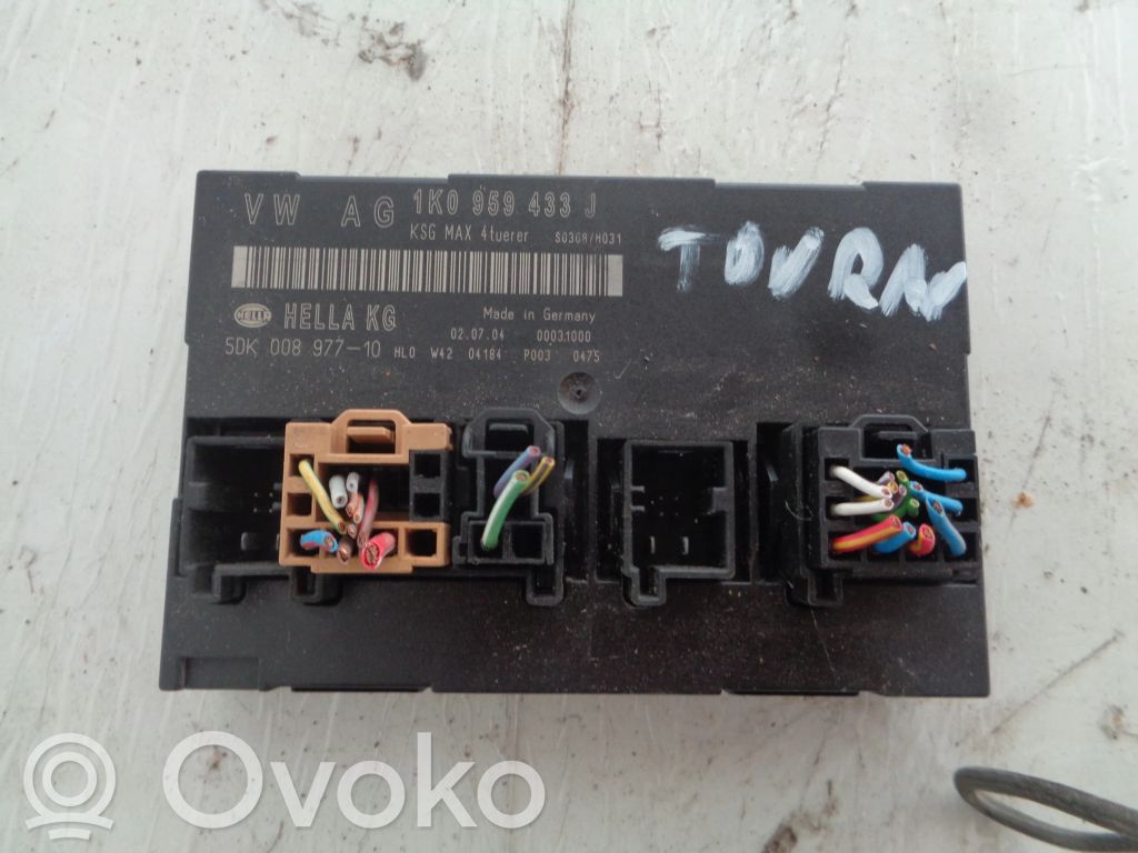 Volkswagen PASSAT B6 Module confort 
