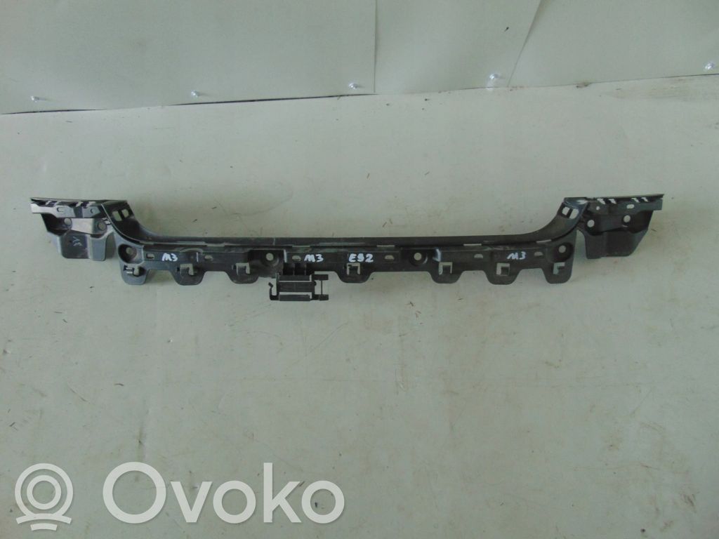 BMW 3 E92 E93 Galinis laikiklis bamperio 