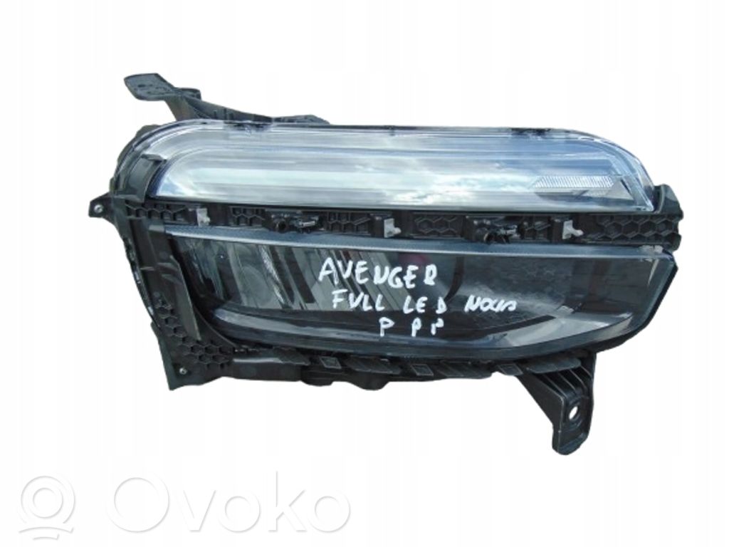 Jeep Avenger Phare frontale 