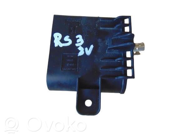 Audi RS3 Fusible del relé de la batería 