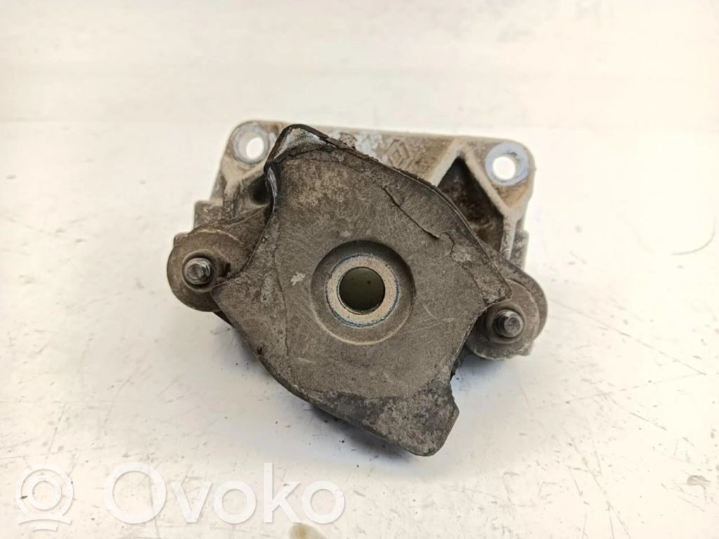 Engine mount bracket   7700427286