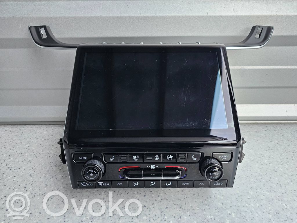 Jeep Grand Cherokee WL Stacja multimedialna GPS / CD / DVD 