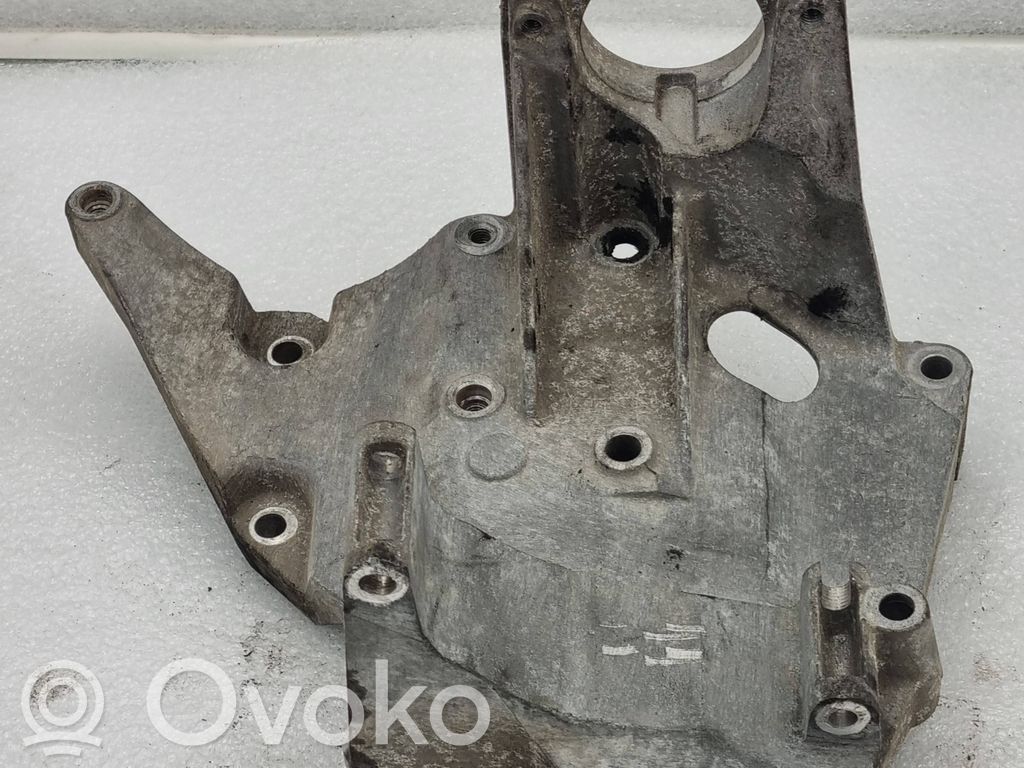 Ford Mondeo MK IV Ģeneratora stiprinājums 