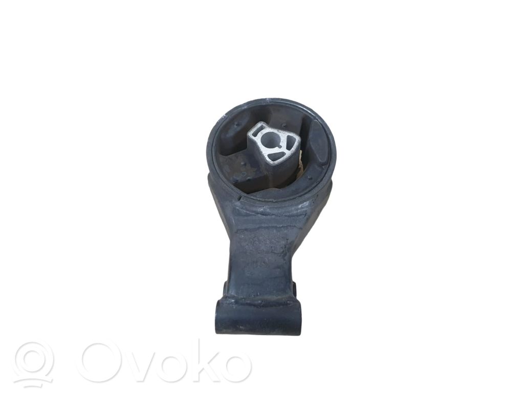 Chevrolet Cruze Engine mount bracket 