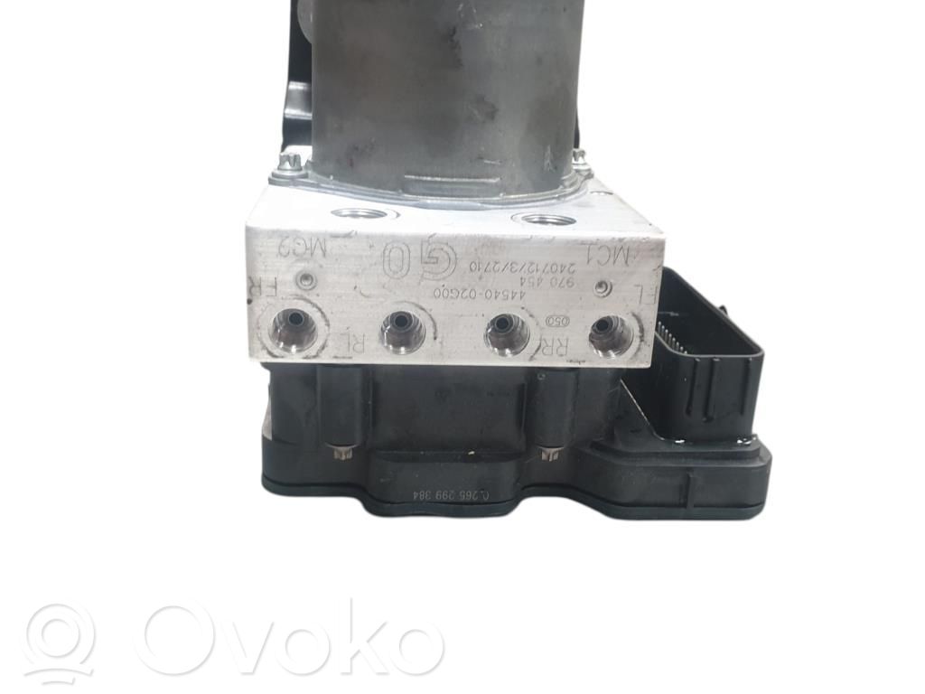 Toyota Corolla E20 ABS Pump 