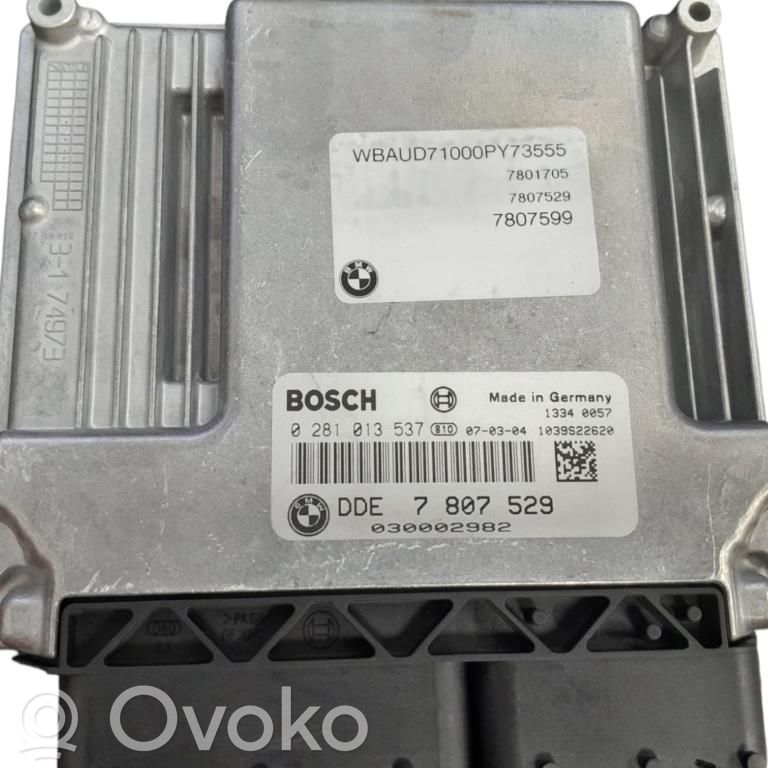 Engine control unit/module ECU   0281013537