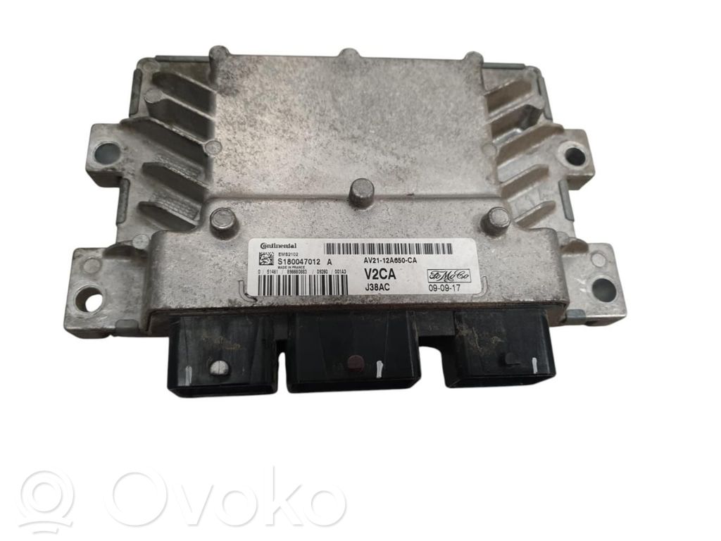Unidad de control/módulo ECU del motor   AV2112A650CA
