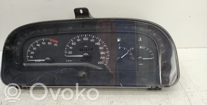 Renault Laguna I Speedometer (instrument cluster) 