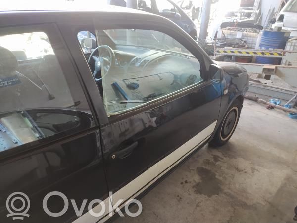 Volkswagen Lupo Puerta delantera 
