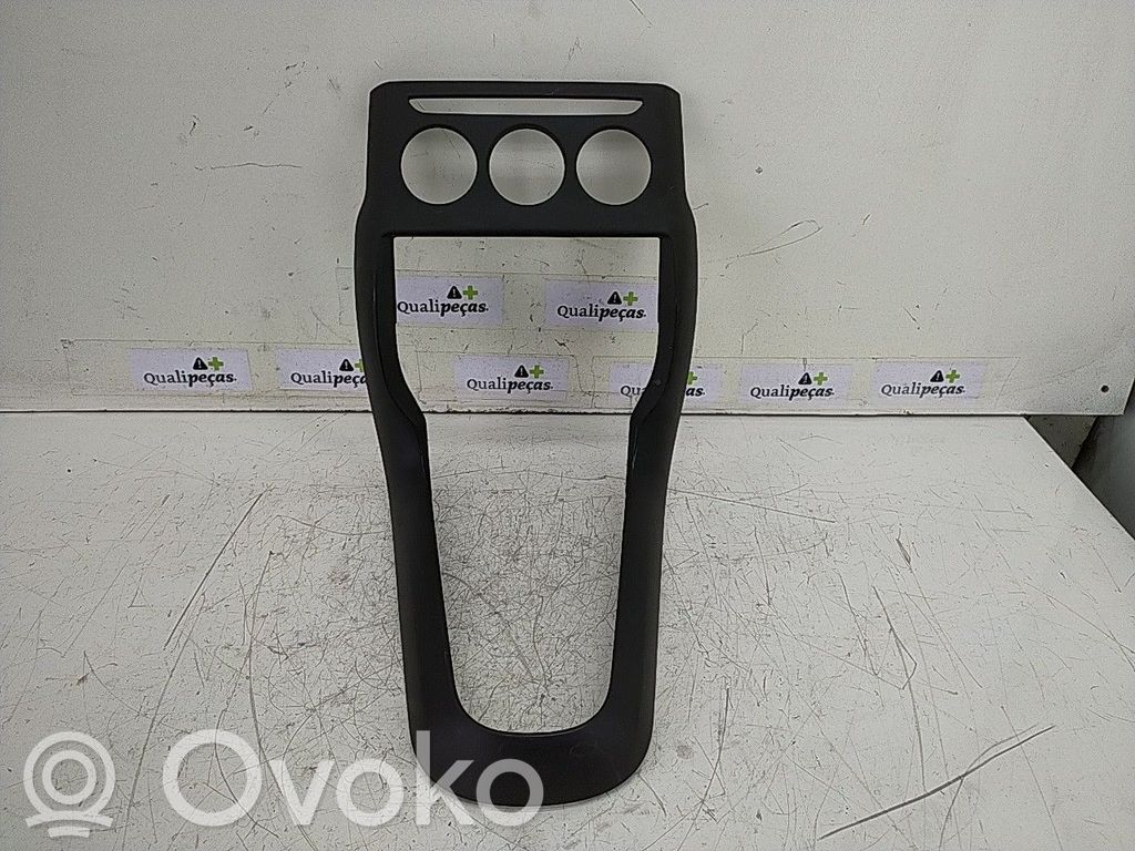 Panelis   96841536ZD