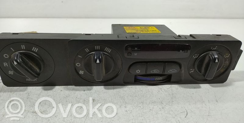 KIA Carnival Interruttore dell’aria condizionata (A/C) 