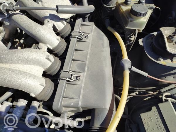 Mercedes-Benz 190 W201 Cutie filtru aer 