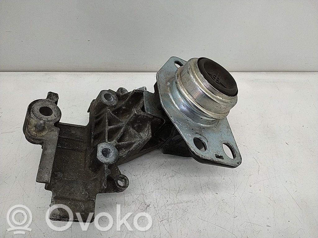 Engine mount bracket   7700432411