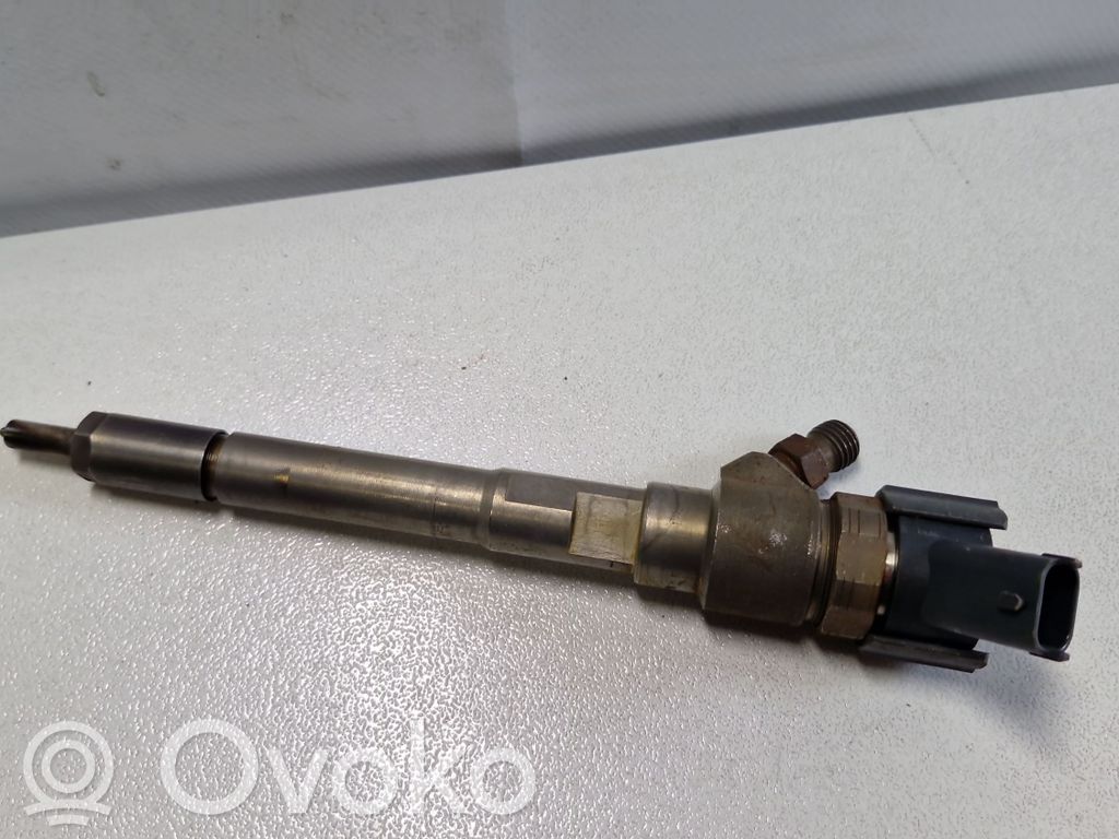 Inyector de combustible   0445110258