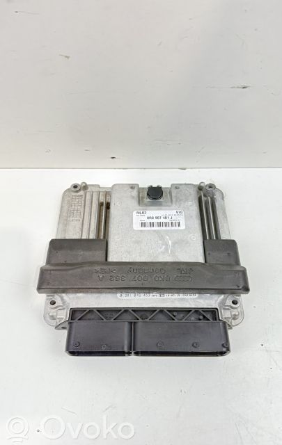 Engine control unit/module ECU   8R0907401J