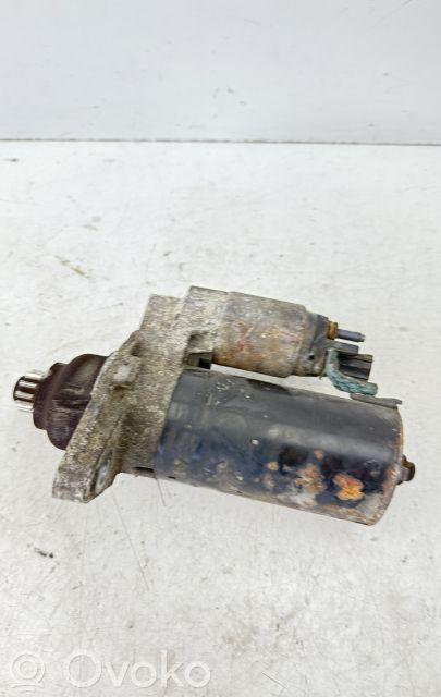 Volkswagen Golf V Motor de arranque 
