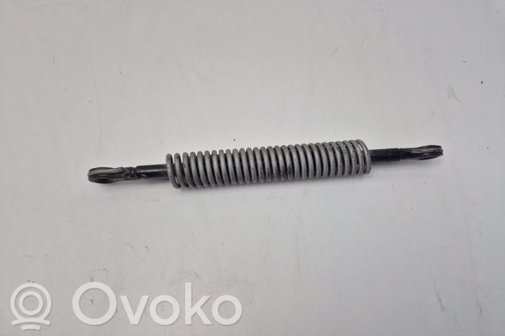 Амортизатор задней крышки   7141490