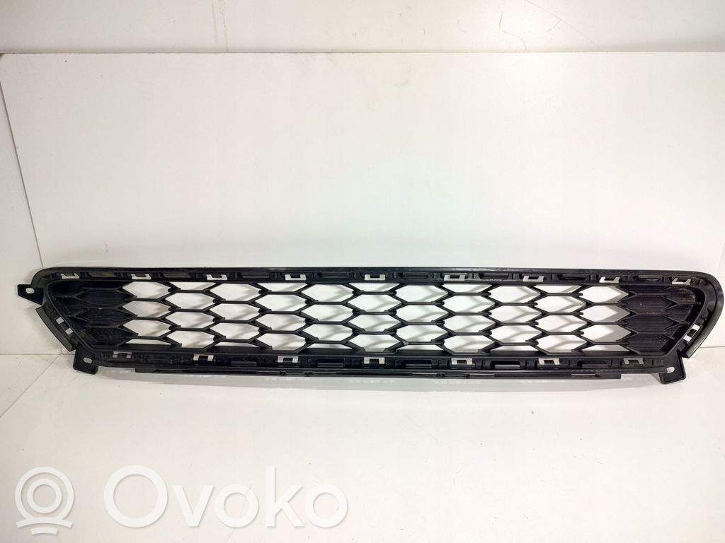 Hyundai i30 Rejilla inferior del parachoques delantero 