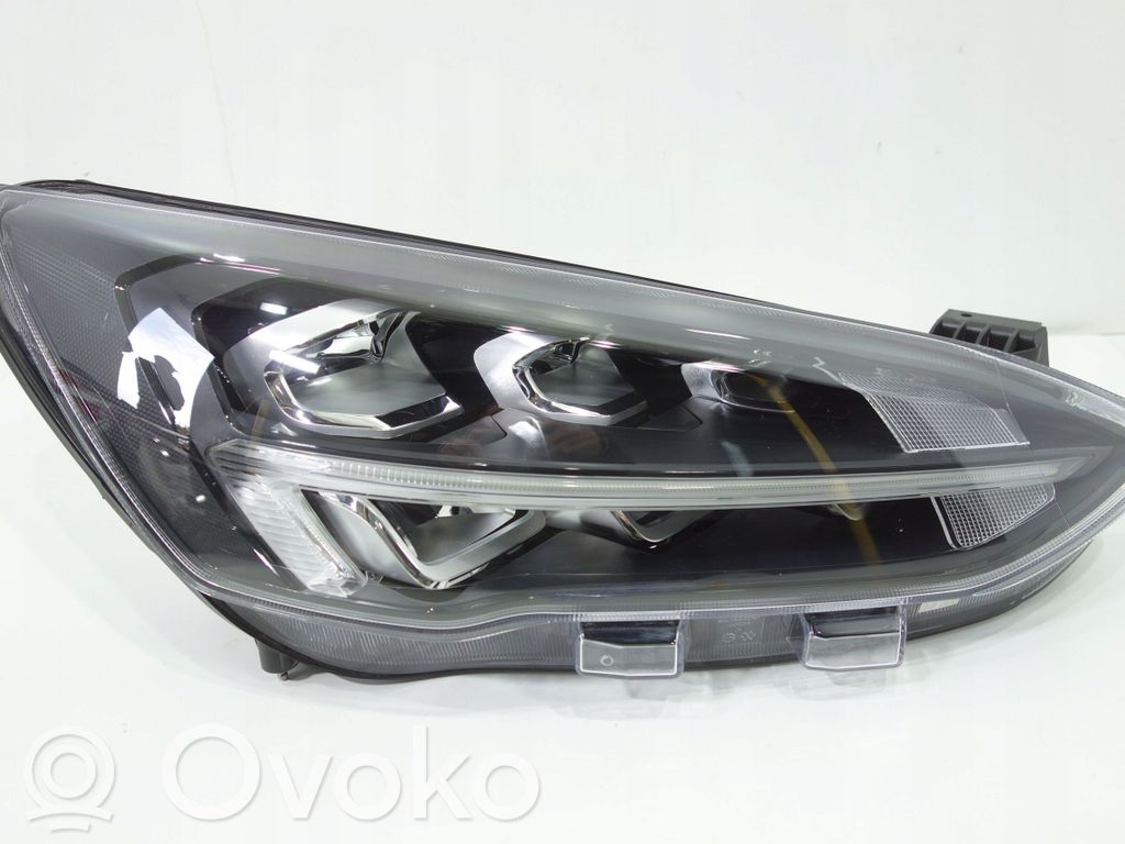 Headlight/headlamp   13E014