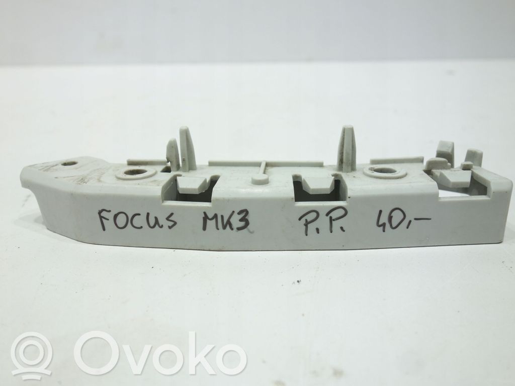 Front bumper mounting bracket   17D958