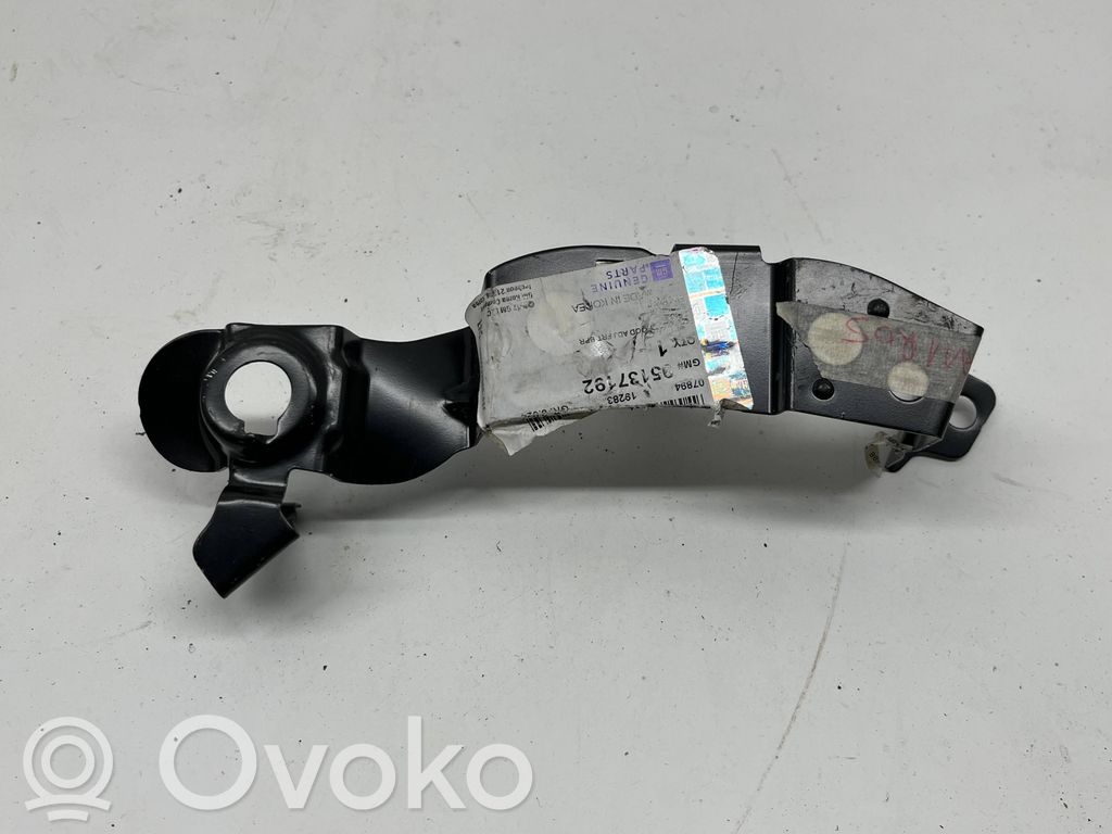 Opel Mokka Pas przedni 