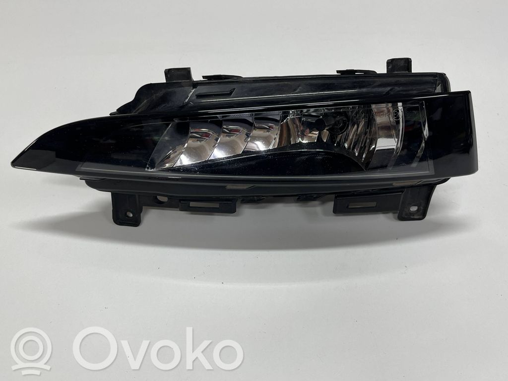 Skoda Scala Etusumuvalo 