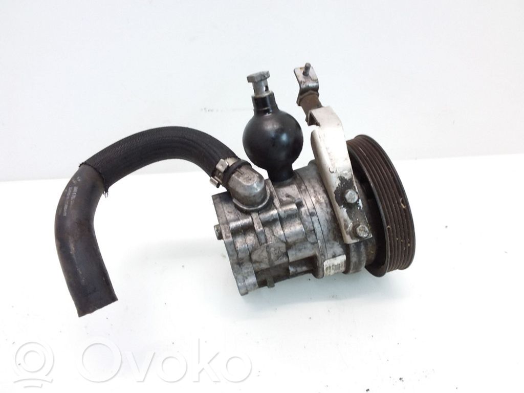 BMW 7 E65 E66 Vairo stiprintuvo siurblys 