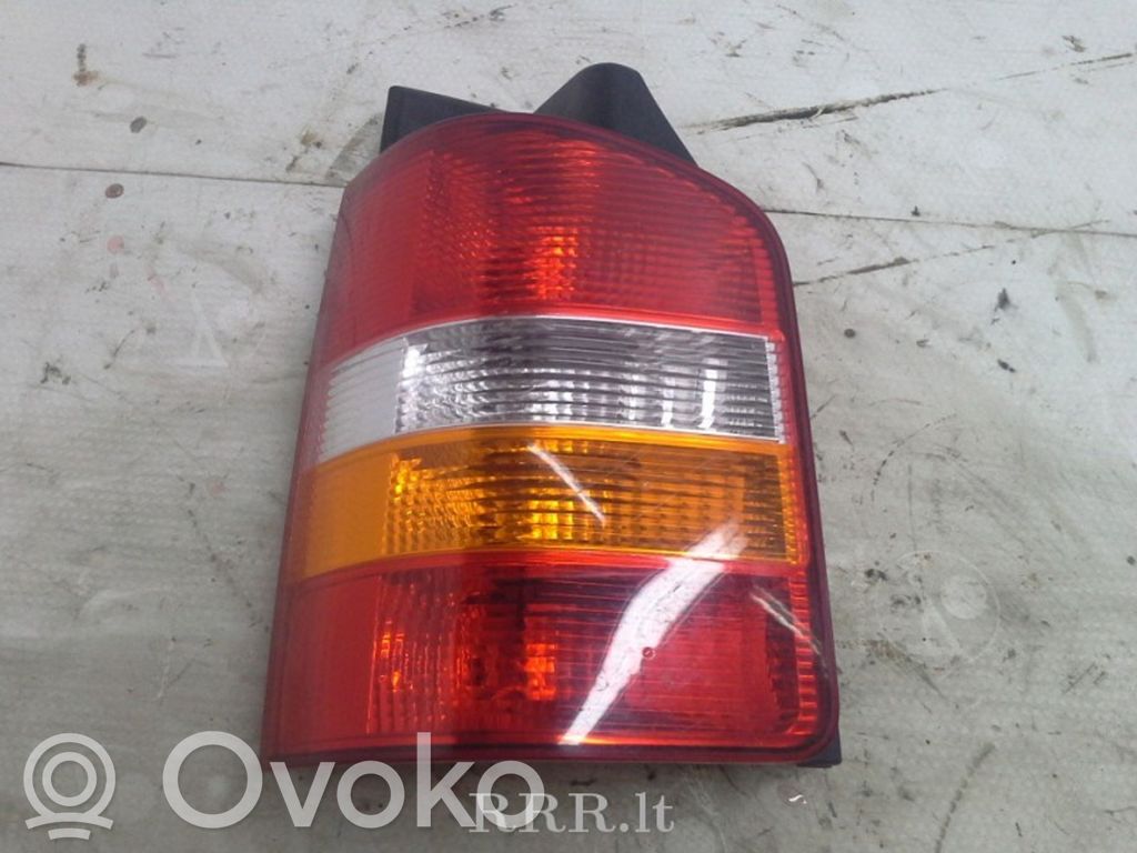 Volkswagen Transporter - Caravelle T5 Lampa tylna 