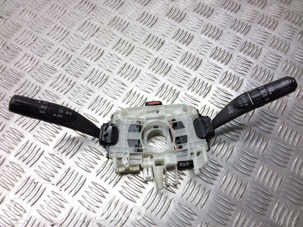 Subaru Legacy Rokturu komplekts 