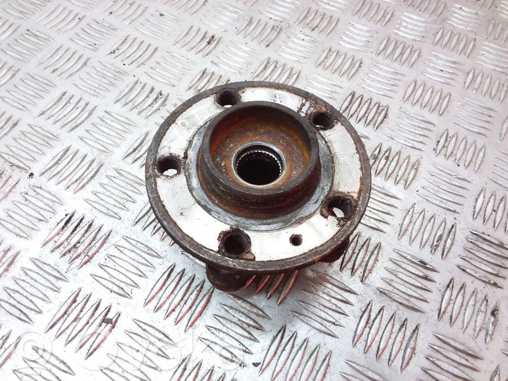 Cubo de rueda delantera